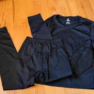 Black base layer set
